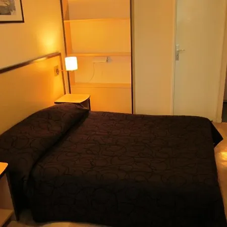 Kosy Le Champ De Mars 랭스