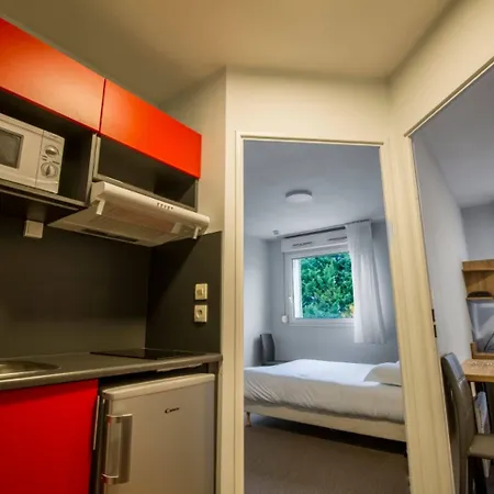 Kosy Le Champ De Mars 3*