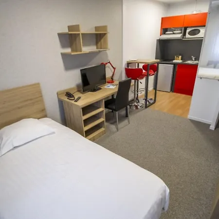 Lejlighedshotel Kosy Le Champ De Mars 3*