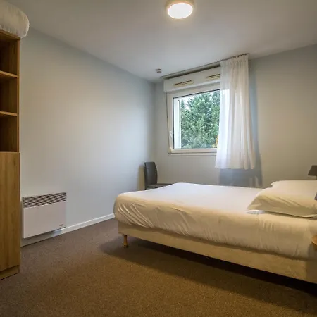 Kosy Le Champ De Mars 3*