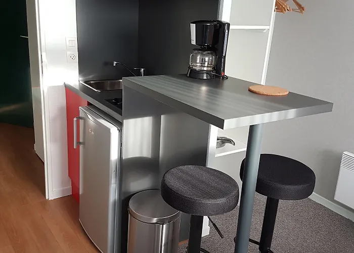 Kosy Le Champ De Mars Aparthotel Reims