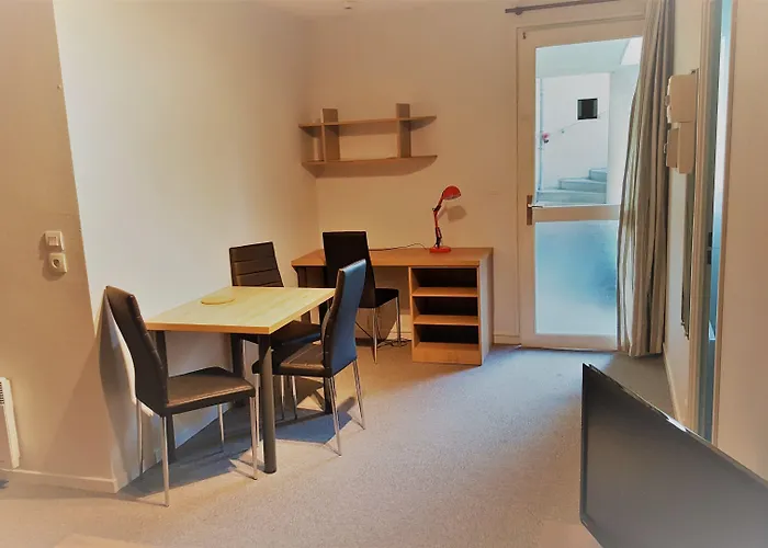 Kosy Le Champ De Mars 3*