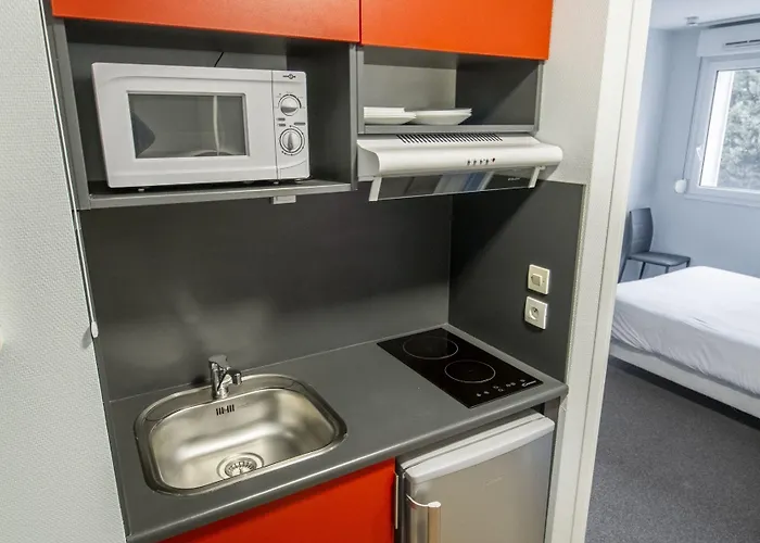 Kosy Le Champ De Mars 3*