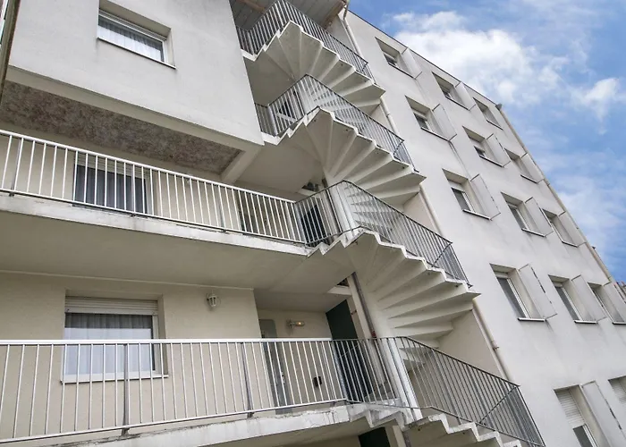 Kosy Le Champ De Mars Aparthotel