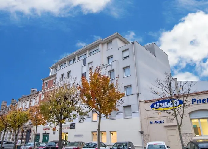 Kosy Le Champ De Mars Apartahotel 3*