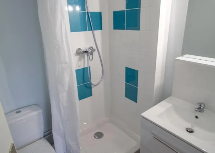 Kosy Le Champ De Mars Apartahotel 3*