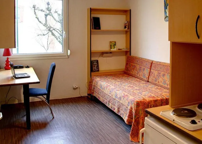 Kosy Le Champ De Mars 3* Reims