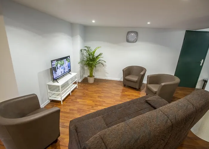 Kosy Le Champ De Mars 3* Reims